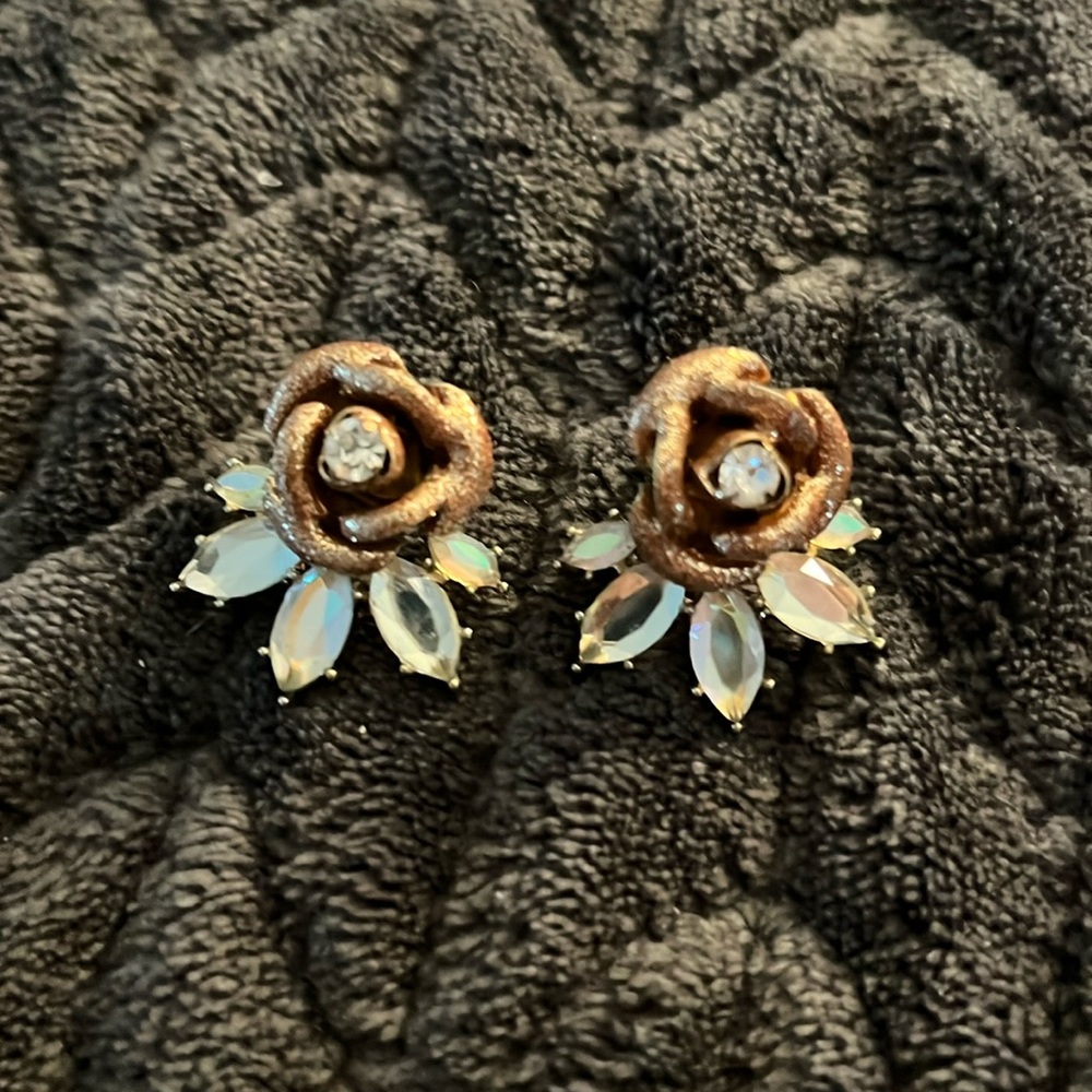 Betsey Johnson Gold Rose Earrings with Removable Stones